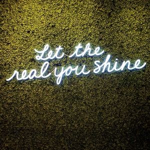 Meet your Posher, Selena